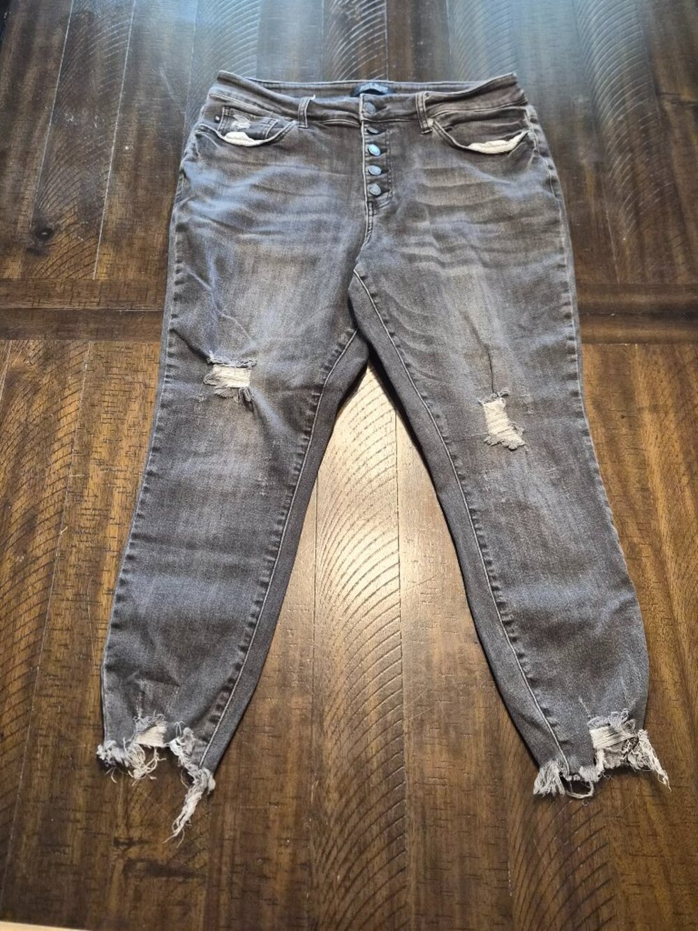 Judy Blue Jeans Women 16W Skinny Fit Raw Hem Distressed Stretch Dark Wash G819